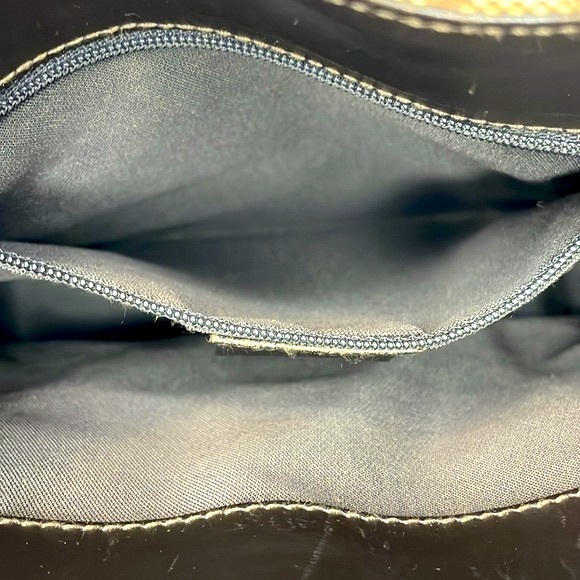 Gucci GG Canvas Handbag - Picture 13 of 16